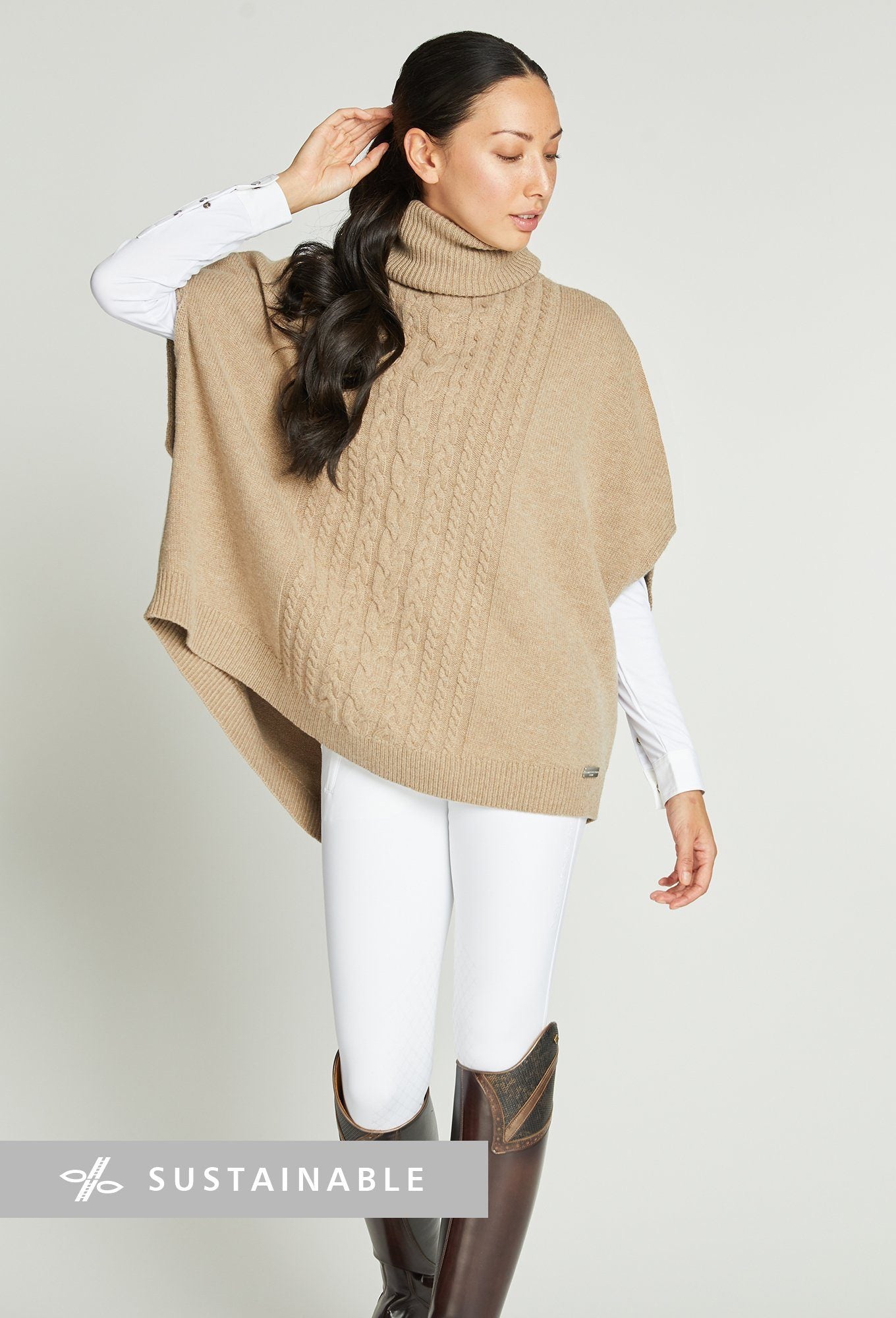 Nicole Merino Poncho